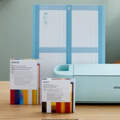 Cricut Papier Et Cartes|La Gamme Explore^Cartes avec insert de transfert de foil, collection Celebration- R40 (12unités)