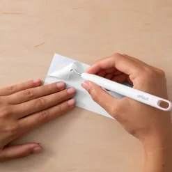 Cricut La Gamme Explore|Matériaux^Thermocollant à couleur changeante activé par les UV, blanc - rose