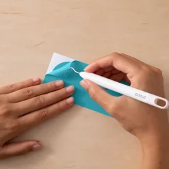 Cricut La Gamme Explore|Vinyle^Vinyle à couleur changeante activé par le froid - Permanent, turquoise - violet