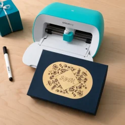 Cricut La Gamme Joy|Matériaux^Vinyle inscriptible Smart Label™ Joy™ -Permanent, or